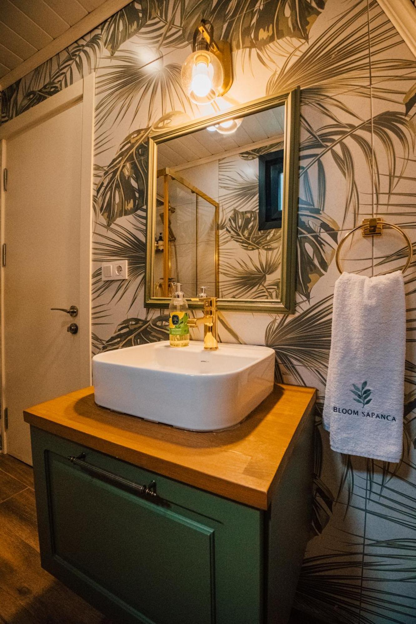 Bloom Sapanca - Palm Bungalov Villa Eksteriør billede